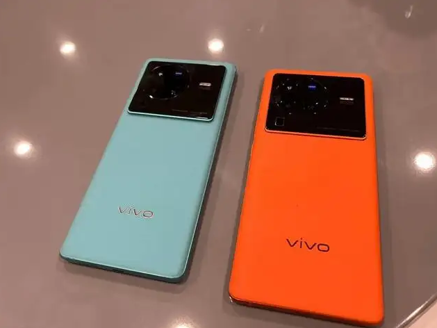 芯片|V1+芯片爆款旗舰，供不应求再次追产，仅售3699元还赠送双肩包