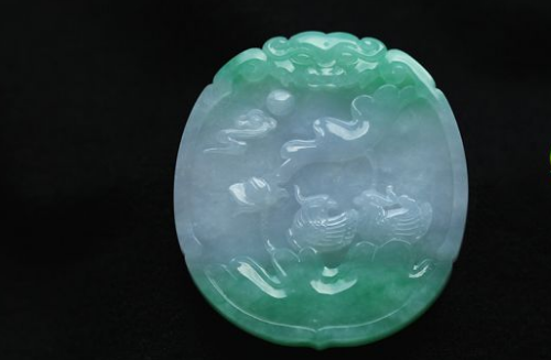 翡翠|你知道翡翠饰品,自身存在的意义是什么吗?用心去体验去感悟