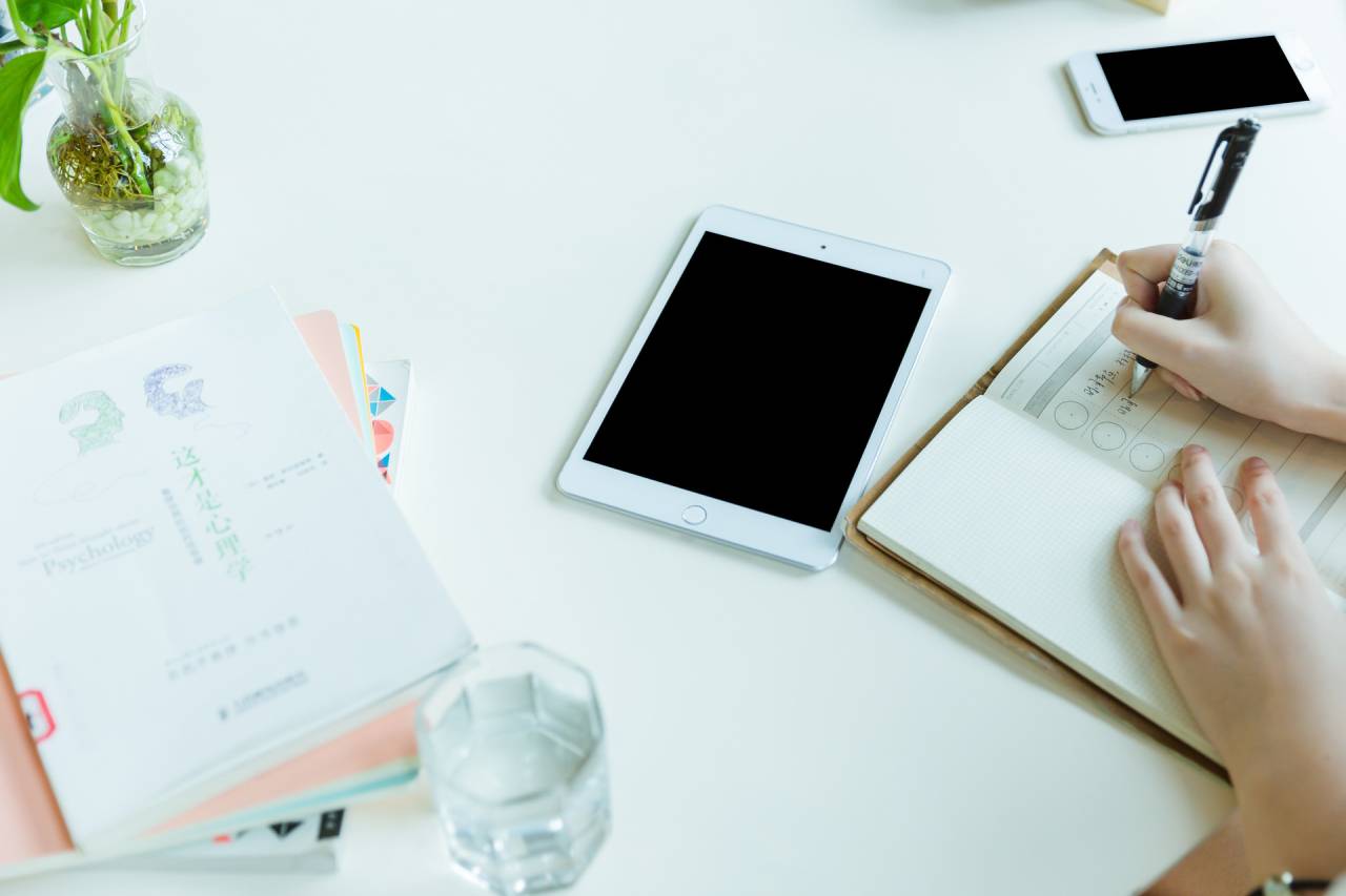 机器|快来: 互联网内容运营人员的文案写作技巧