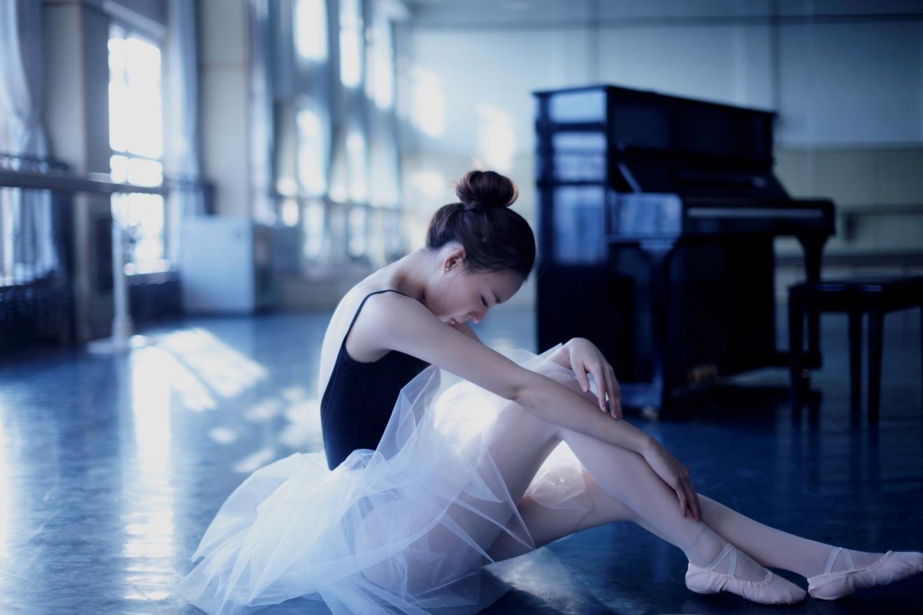 |如果你的能力不强，那就在工作上让别人看到你才华。