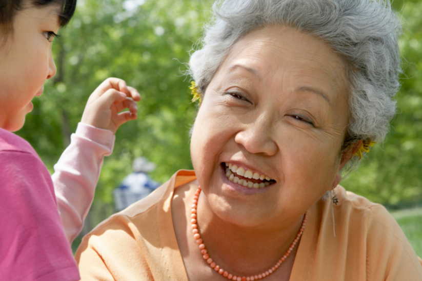 牙齿|牙周炎出现上火牙痛,牙齿酸软松动,仅靠刷牙不行,不妨试试这个方法或可化解!