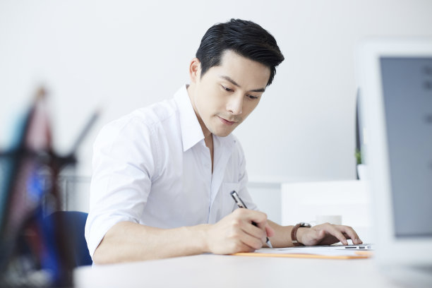 |职场中,要懂得表里如一,不会伪装,就不要妄图掩饰自己的真实想法