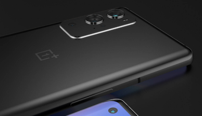 一加科技|一加10T强势归来，首搭16+1TB，携带80W快充