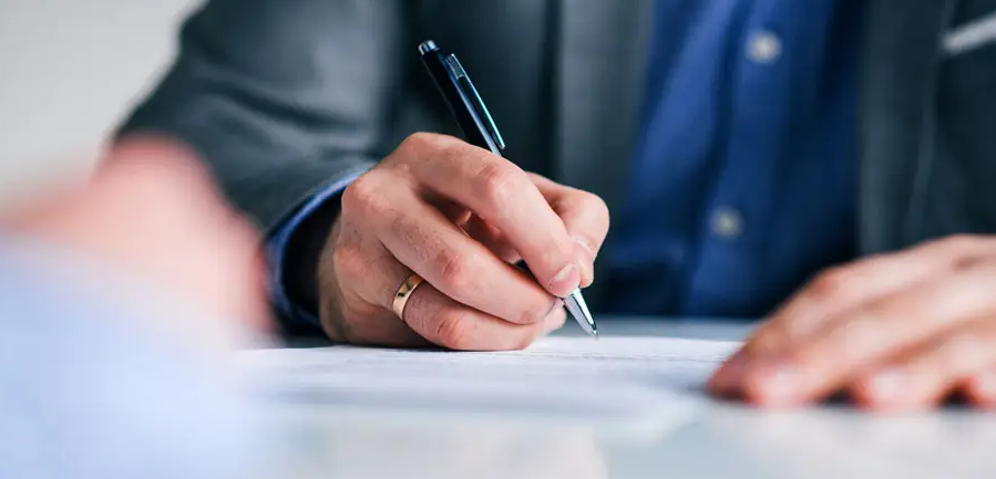 军人|找工作是先选行业还是先选公司?如何找到靠谱公司?