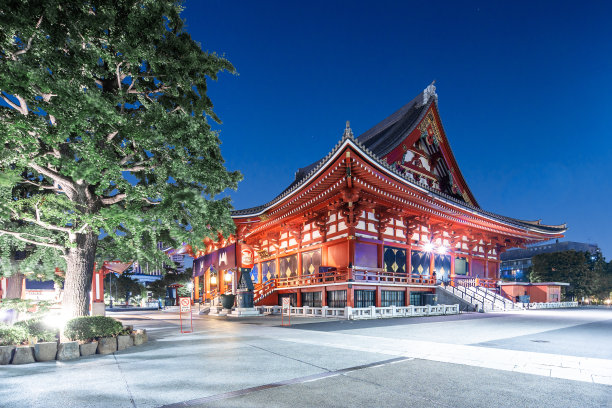 海边|日本最有名的寺院之一，建在海边的观光度假村，游客特意来观赏
