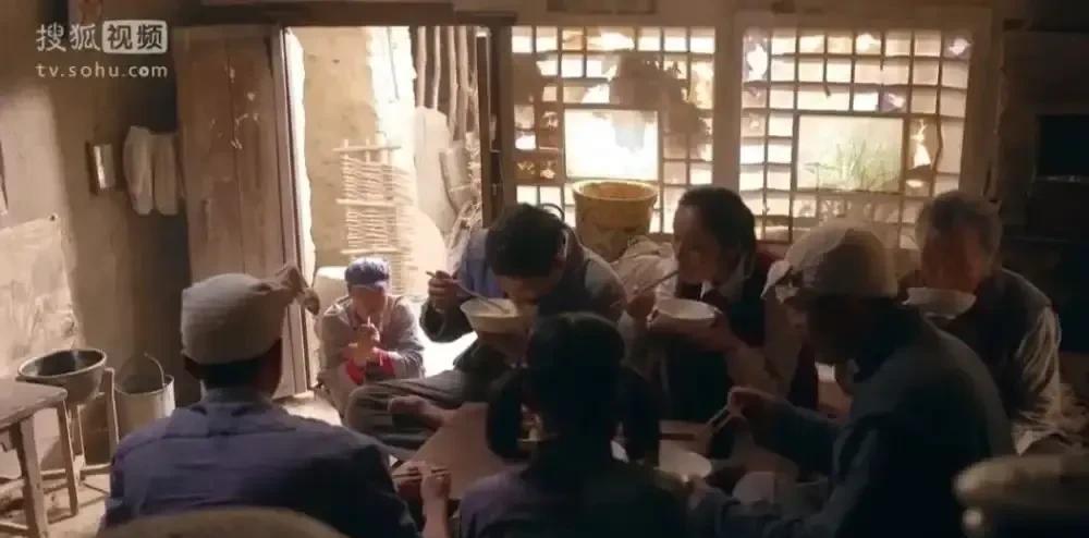 平凡的世界|《平凡的世界》：孙家虽然穷，但已经比90%的中国式家庭完美了