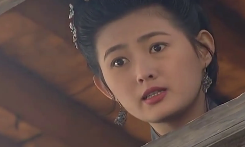 潘金莲|她是最美“潘金莲，事业得意感情失意，人到中年专注公益