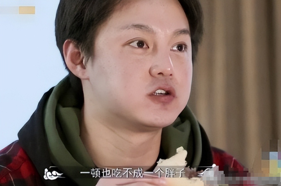 窦骁 30出头就发腮、秃顶、啤酒肚, 求这6位男星跟50岁刘畊宏好好学学
