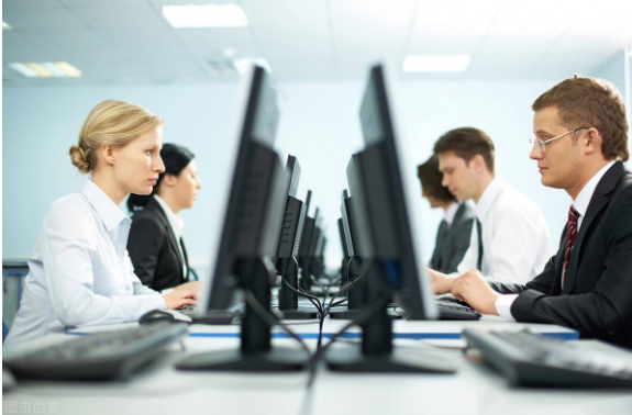 |在职场上混，就是需要懂得“说话技巧”