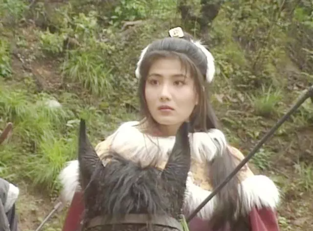 凤姐|24年前的古装剧，女二用18年青春陪伴男主，男主却娶了18岁的女主