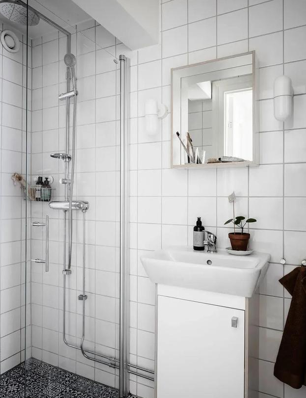 这个50㎡小户真「壕」,衣帽间和独立厨房一样不差,看完很羡慕!