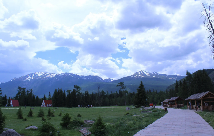喀纳斯|7天时间可以走伊犁草原深度游路线，或喀纳斯，吐鲁番的7天路线