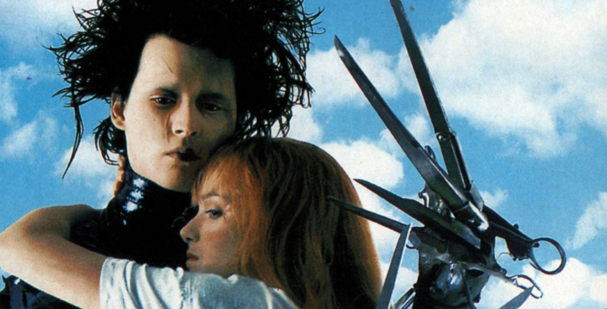 剪刀手爱德华|电影：《剪刀手爱德华》爱情最简单的样子