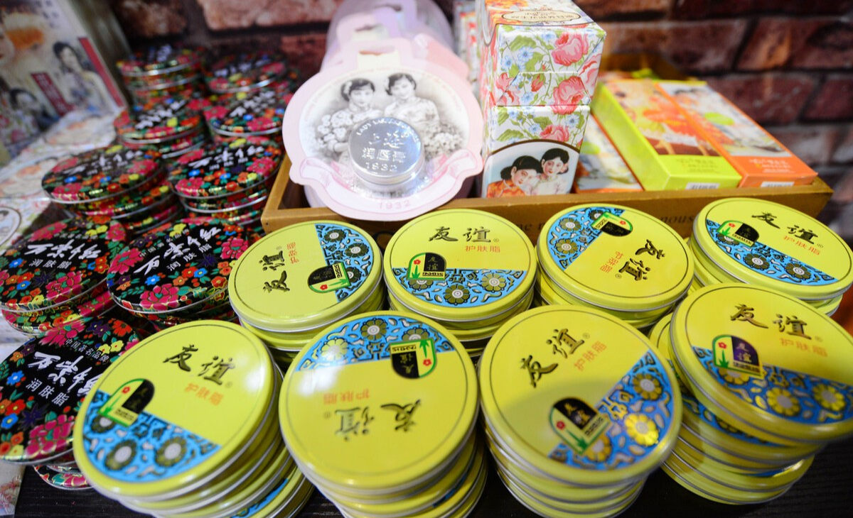 补水 被包装耽误的老国货，个个都有真本领，可惜很多年轻人却没见过 。
