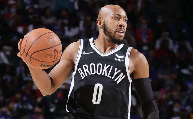 籃網(wǎng)隊|籃網(wǎng)為節(jié)省3400萬奢侈稅，或?qū)⑷怂妥撸瑲W文復出加快交易進程