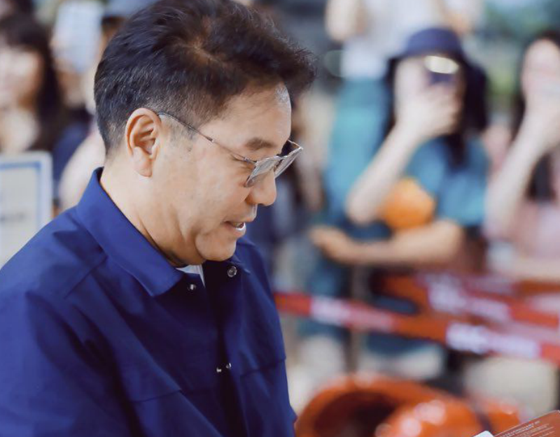 李秀满|歌手出身的李秀满，把sm打造成商业帝国，培养了无数人才！