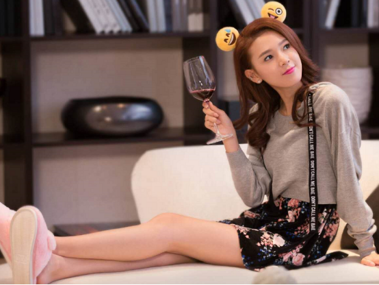 陈瑶|扮起男人来也毫不逊色,古灵精怪的她,相信离大红不远了