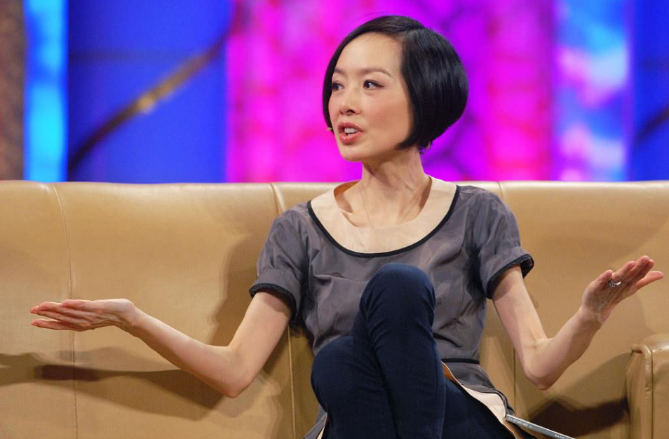 张柏芝|鲁豫自创问题，张柏芝听完苦笑，网友：过去的就过去吧