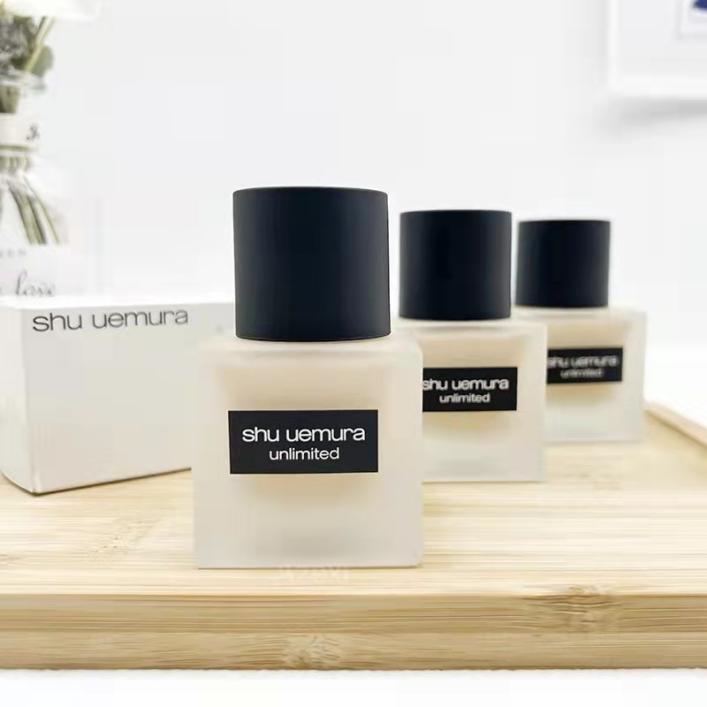 底妆 秋冬底妆大推荐，希芸流光无暇粉底液性价比高