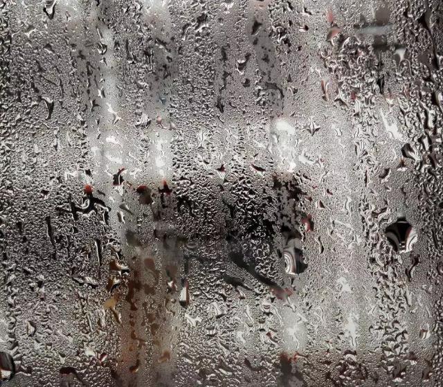 回南天来了,除了关紧门窗,我们还有别的选择吗?