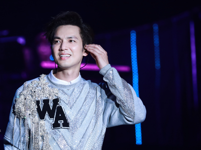 钟汉良|偶像剧男神钟汉良，时间可以改变很多，改变不了身上的气质