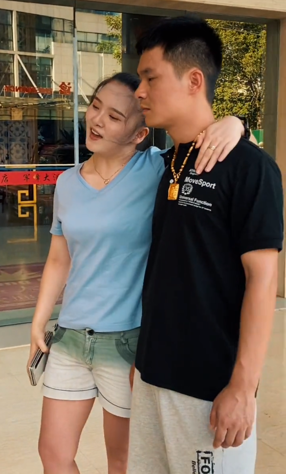 谢孟伟|“嘎子偷狗”后再偷人,网络流量算是被谢孟伟玩明白了