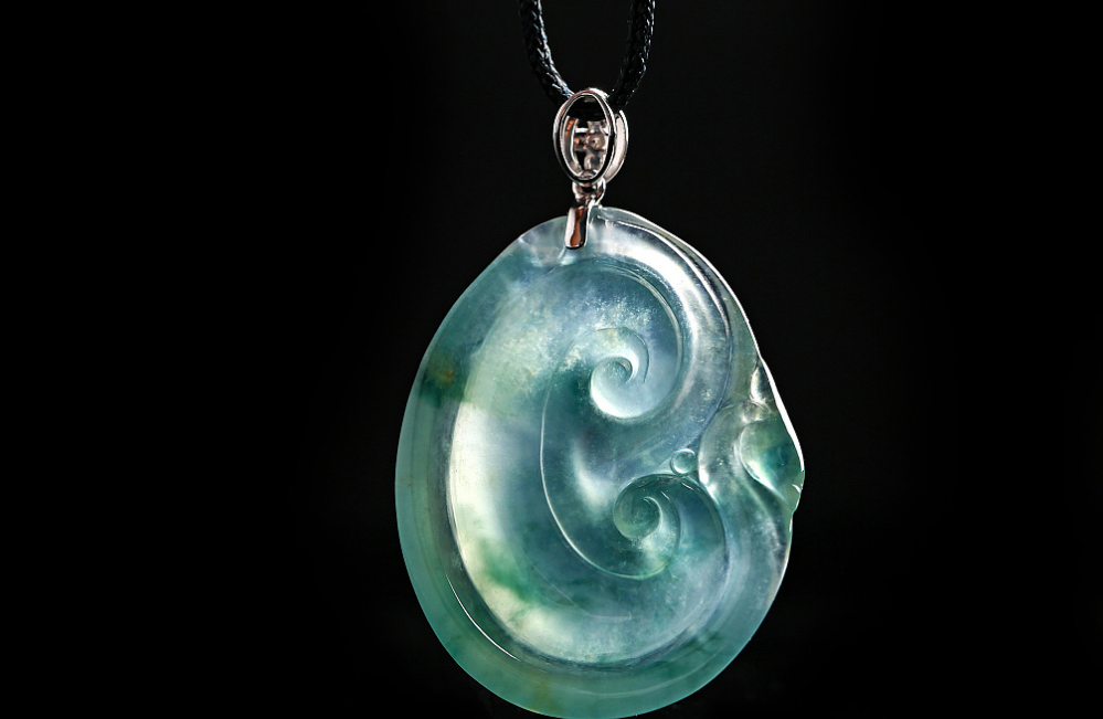 |现在翡翠的价格是否昂贵?看完这些弯弯绕绕,不用再怕被骗