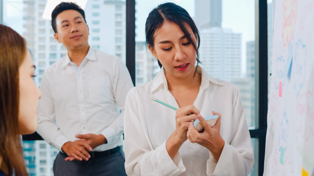 |在职场，只有真正强大了，这些麻烦才能少一些