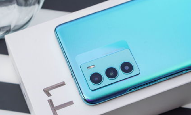 苹果公司|VivoT2搭载5500毫安大电池，最高版本，售价不到三千元