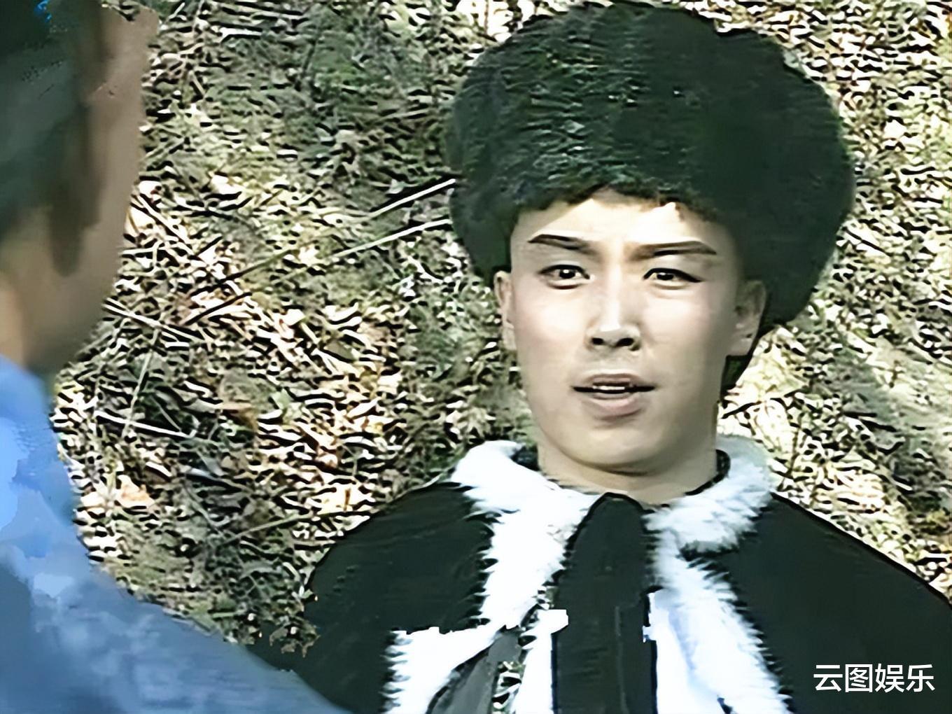 龚慈恩|龚慈恩前夫罕露面，被富婆女友依偎太甜蜜，56岁生活滋润身材发福