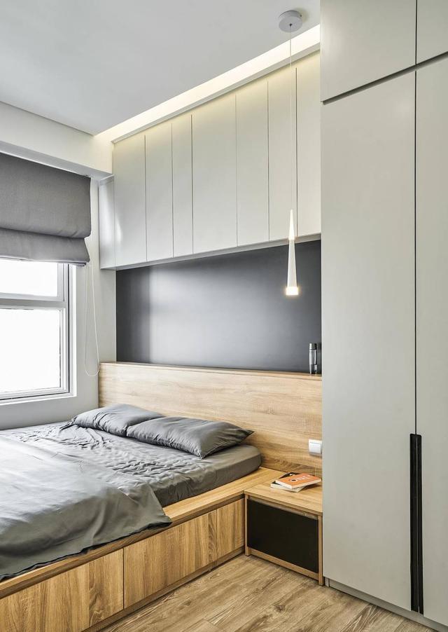 大横厅虽然采光好空间大,倒不如沙发不靠墙,还能增加个玻璃书房