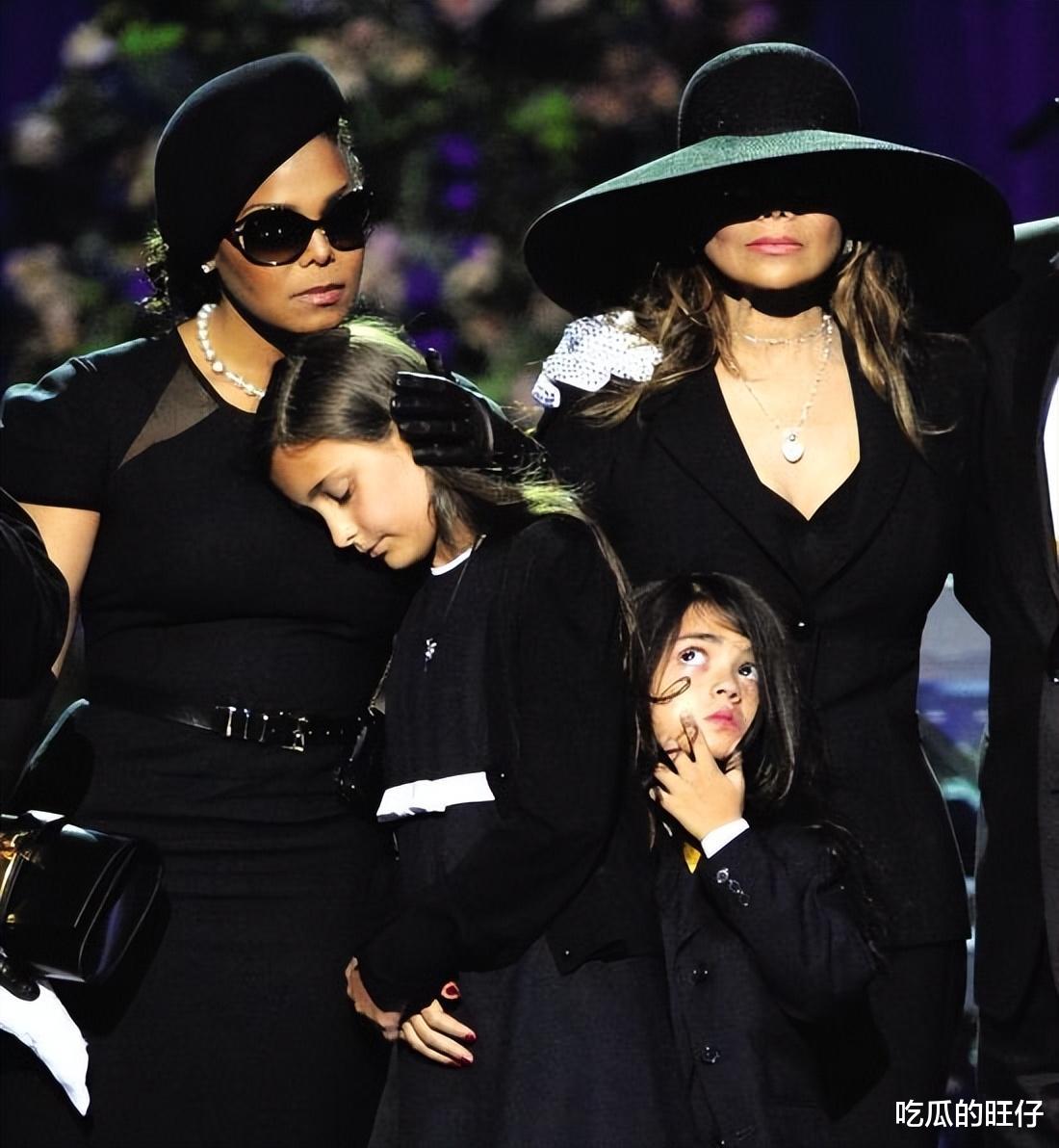 迈克尔·杰克逊|迈克尔杰克逊唯一的女儿：24岁长得像父亲，曾因皮肤白皙被质疑