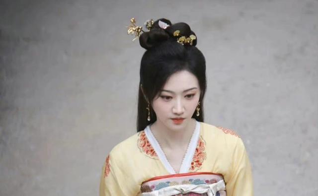 景甜|景甜试妆过“颜淡”,最后没有成功出演,确实不太适合该角色