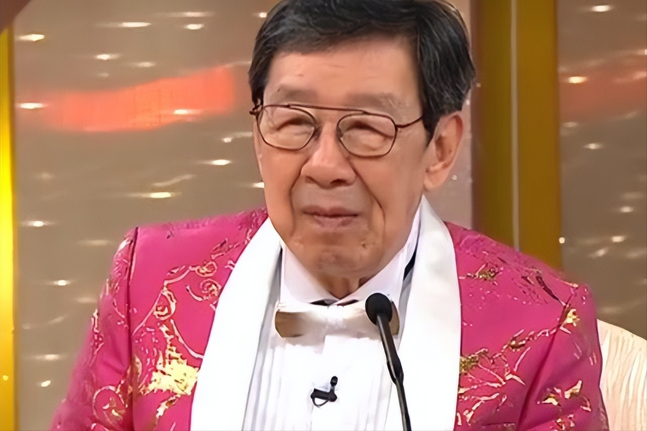 罗兰|只恋爱不领证！90岁歌手求爱成功，88岁女友终身未婚，晚年不孤单