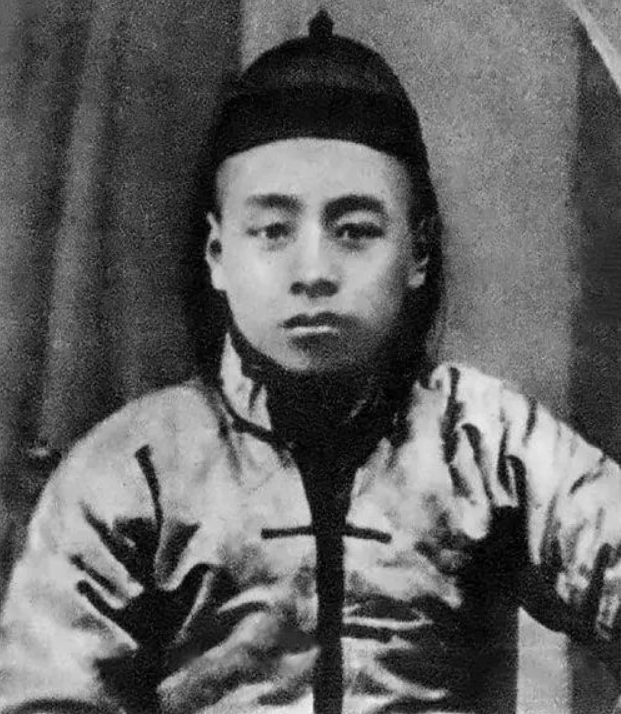 党史|高亦吾曾帮周恩来，离世8年后其子进京求职，周总理和他谈3小时