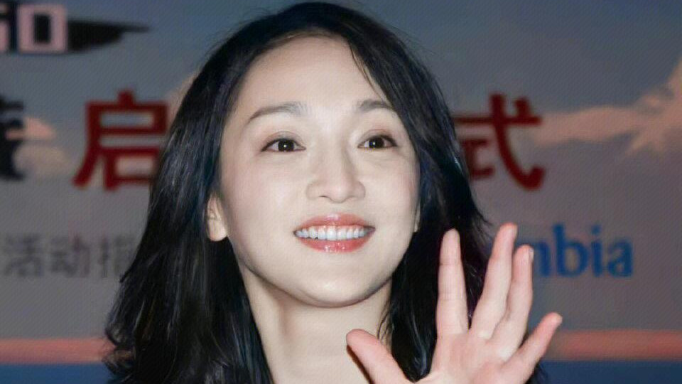 发型 说实话，她这张脸，真的好像灵动又自由的小鹿