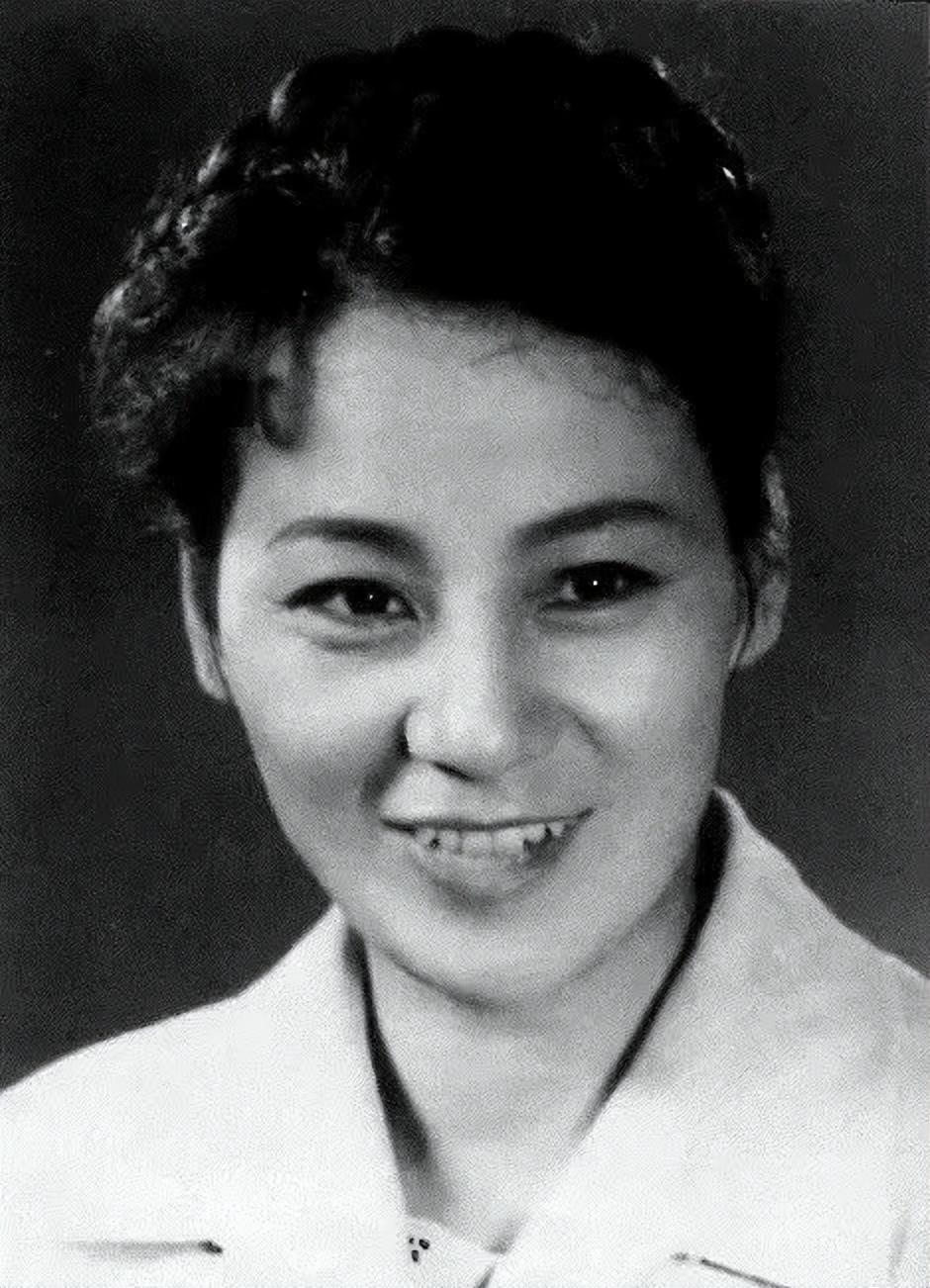 |悲痛！24小时内4位明星接连宣布去世，最大的93岁最年轻的53岁