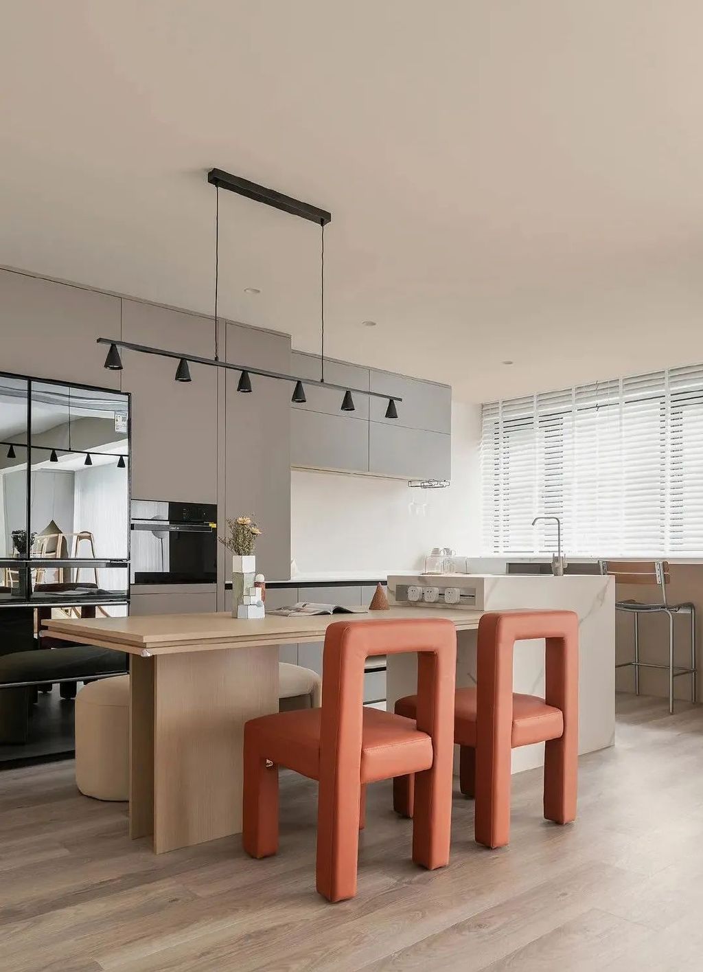 老房改造|135㎡简约风三居室,温馨舒适的三口之家