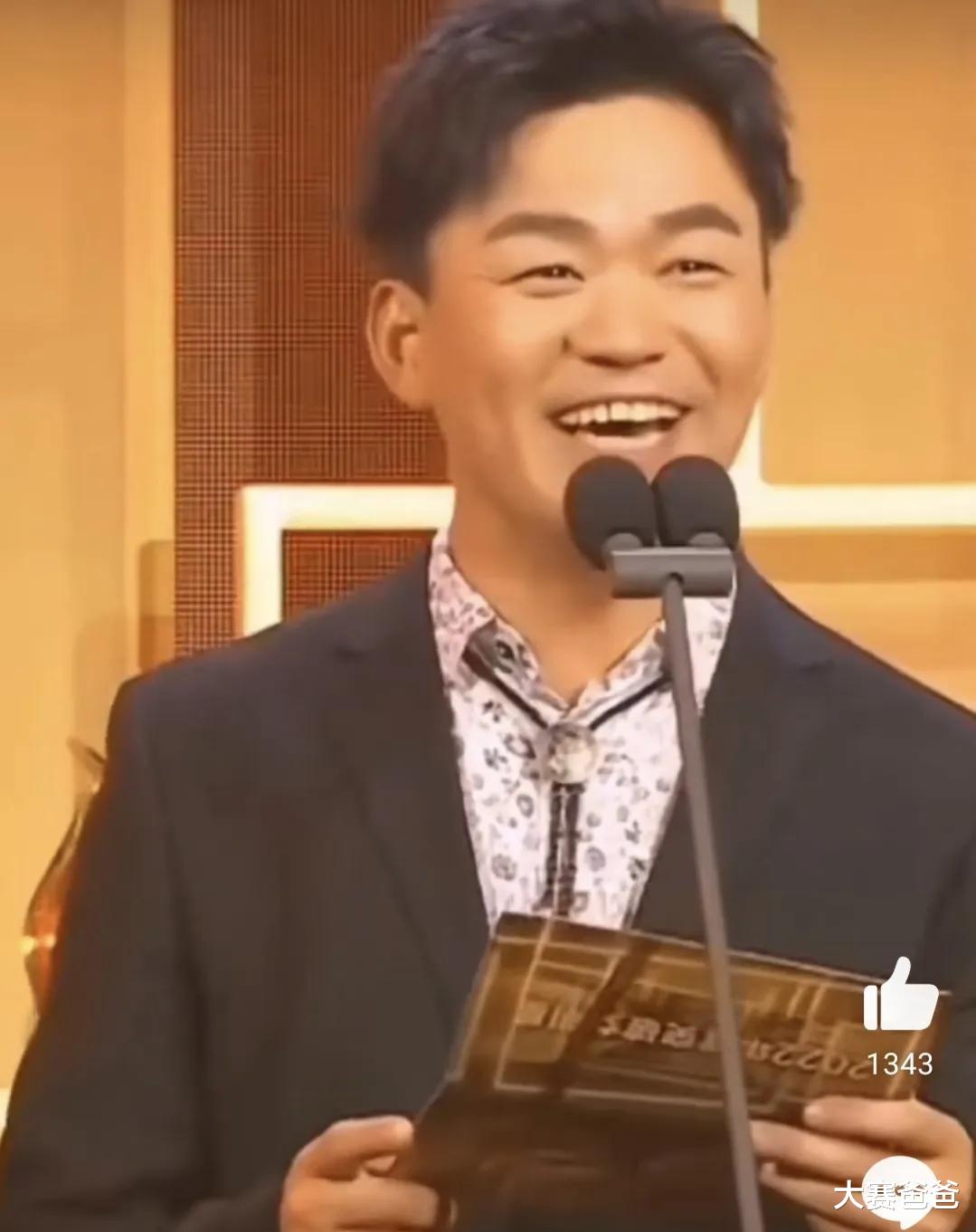 高叶|王宝强高叶登上热搜！男方激动喊大嫂，女方指甲引发热议