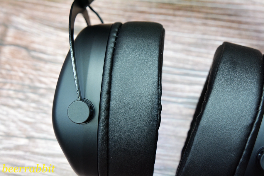 雷柏|加厚耳罩 一键开关--雷柏VH650虚拟7.1声道RGB游戏耳机评测