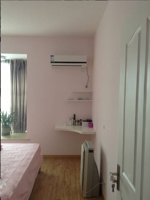 7万元装修的房子，朋友说衣柜好土，橱柜颜色好刺眼