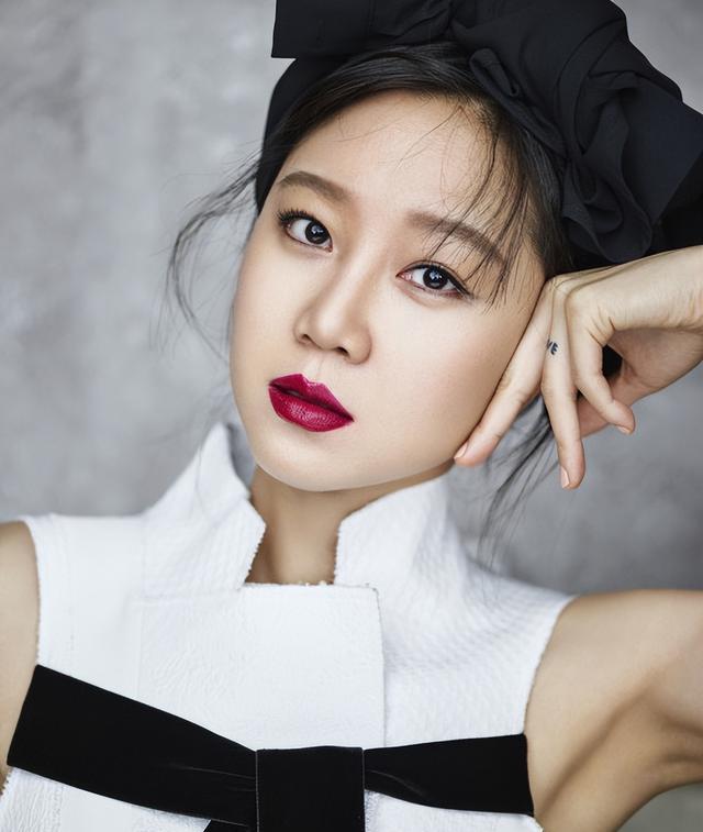 李敏镐|李敏镐晒与孔孝真亲密合照,新剧两人在太空谈起姐弟恋!