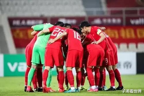中国足协|晚上21点！北京媒体最新报道引爆争议，球迷吐槽：国足脸都不要了