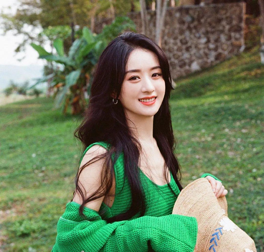 燃脂 被春晚上的赵丽颖惊艳了!她现在变化好大啊!