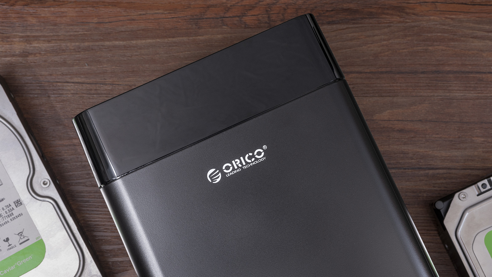 MySQL|拒绝松鼠病，3秒换盘易操作，入手ORICO双盘位磁吸硬盘柜