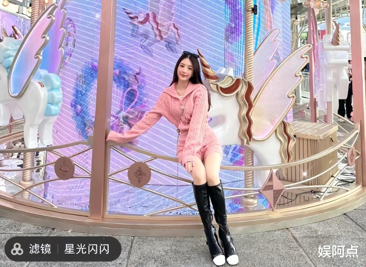 方媛|方媛晒照似少女,和网友互动透露真实体重!郭富城对其宠爱有加