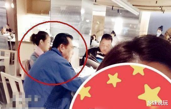 李双江|“逆子”入狱2576天,81岁李双江四处商演赚钱,可怜天下父母心