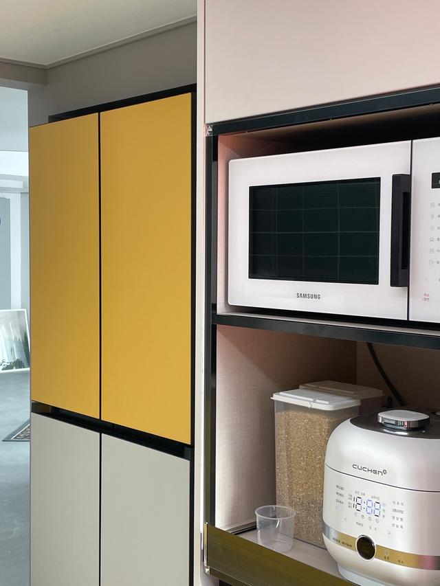 他们买下别人嫌弃的户型,却因家居布置而走红,这逆袭效果绝了!