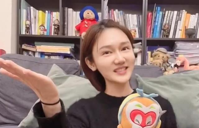 明星素颜|央视女主持素颜无短板,颜值吊打女明星,这才是真美女