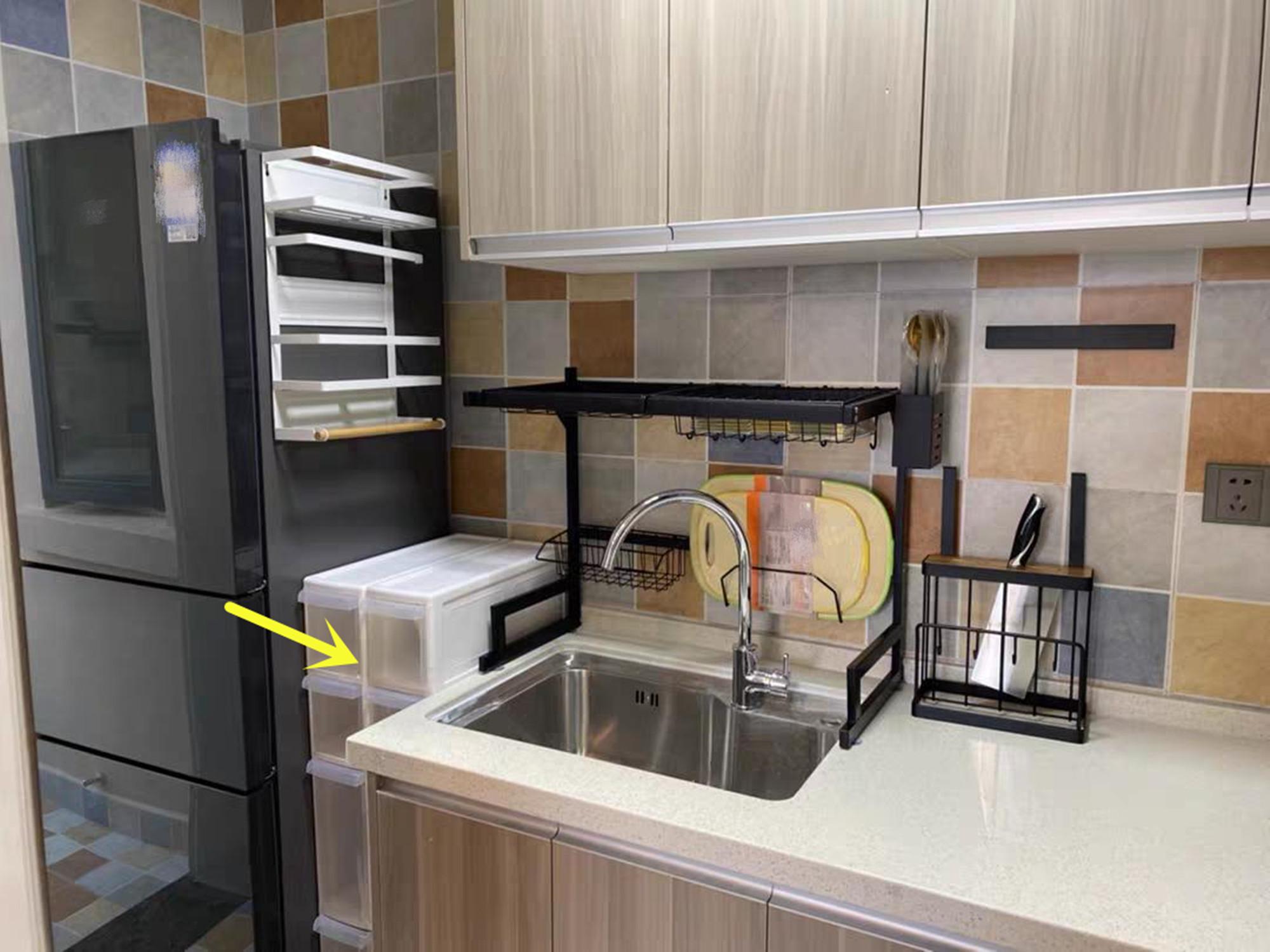 有远见的人,冰箱夹缝25公分都不放过,塞排柜子,分类储放整齐